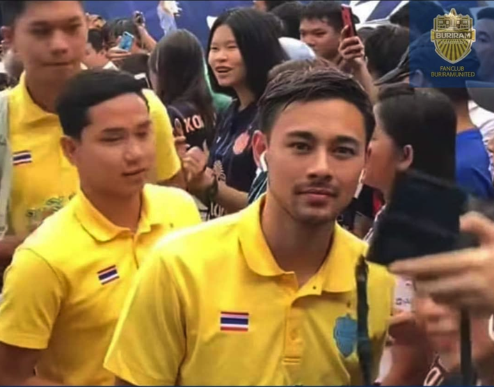 Cơ hội ra sân Xuân Trường bị đe doạ dữ dội với tân binh gốc Đức của Buriram - Bóng Đá