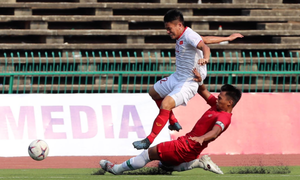 TRỰC TIẾP U22 Việt Nam 0-0 U22 Indonesia: Đức Nam đe doạ khung thành Indonesia - Bóng Đá