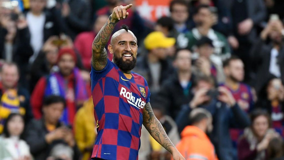 Barcelona boss Valverde is not thinking about a transfer for Vidal with Inter Milan and Manchester United eyeing up move for Chilean hard man - Bóng Đá