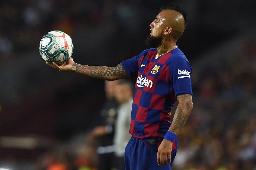 Man Utd’s pursuit of Arturo Vidal boosted as Inter Milan swoop talk is shut down - Bóng Đá