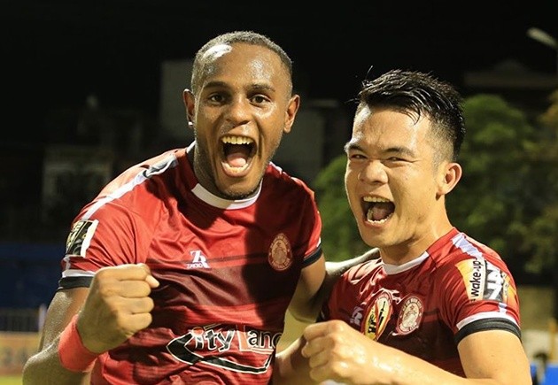 CLB TPHCM lại thắng phút cuối: Bản lĩnh ứng cử viên vô địch - Bóng Đá