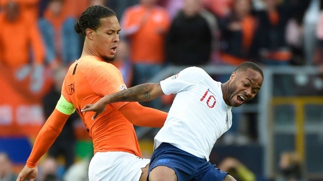 Van Dijk vs Ronaldo: Siêu trung vệ đọ tài cùng siêu tiều đạo - Bóng Đá