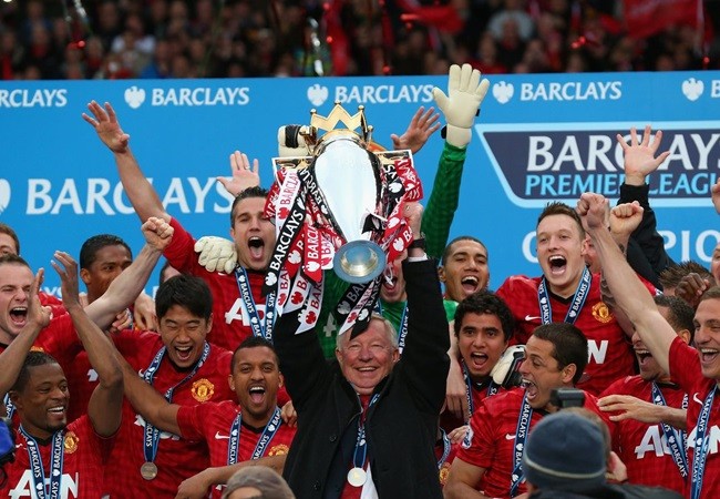 Man City, Man Utd thay đổi thế nào kể từ khi Sir Alex nghỉ hưu? - Bóng Đá