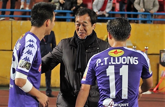 Tân HLV U23 Việt Nam vi hành V-League, sẵn sàng vô địch SEA Games 30 - Bóng Đá