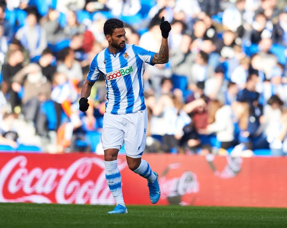 Spurs in talks to beat Man Utd to signing of Brazilian forward on deadline day - Bóng Đá