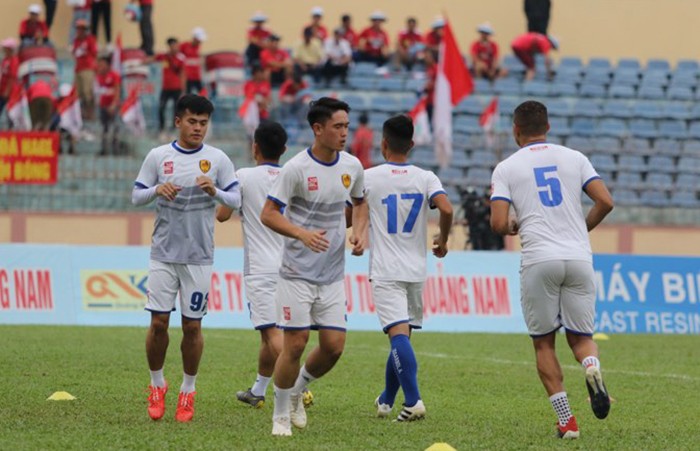 TRỰC TIẾP Quảng Nam vs HAGL: Tuấn Anh, Văn Toàn đá chính - Bóng Đá