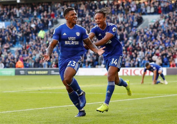 Man Utd 'lười biếng' đến đáng kinh ngạc - Bóng Đá