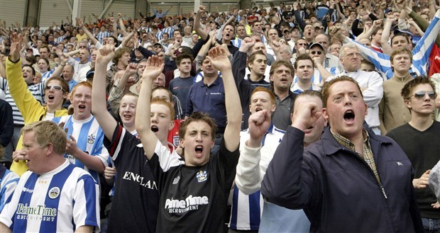 Khảo sát: Nước Anh đang ủng hộ Liverpool hay Man City? - Bóng Đá