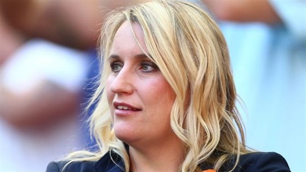 NHM dậy sóng vì HLV nữ của Chelsea - Bóng Đá