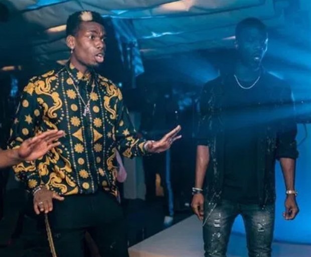 Sự thật về bức ảnh Pogba nhảy nhót vui vẻ dù chấn thương - Bóng Đá