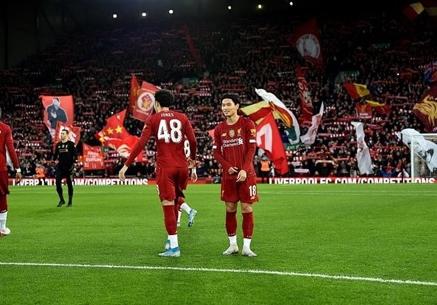 CĐV Liverpool nói gì về màn ra mắt của Minamino? - Bóng Đá