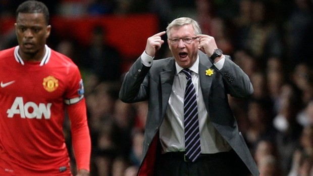 Liverpool cách kỷ lục sạch lưới của Man Utd mấy trận? - Bóng Đá