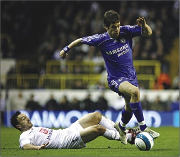 Góc con số: Quá giống Emery,  là lý do Man Utd chưa dám ‘chốt duyên’ với Solskjaer  - Bóng Đá