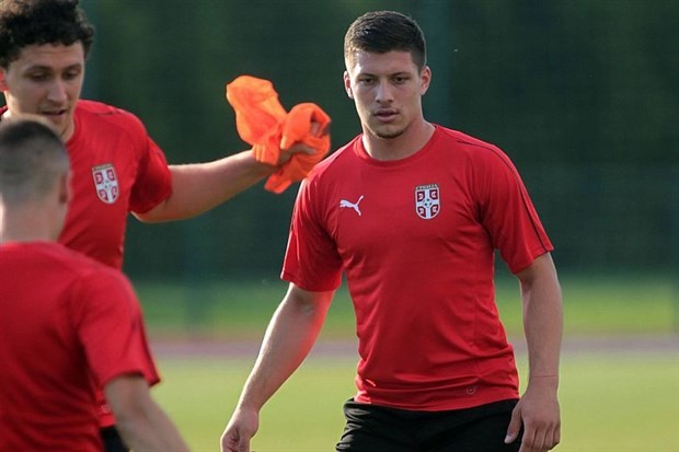 Bom tấn đầu tiên của Real, Luka Jovic là ai? - Bóng Đá