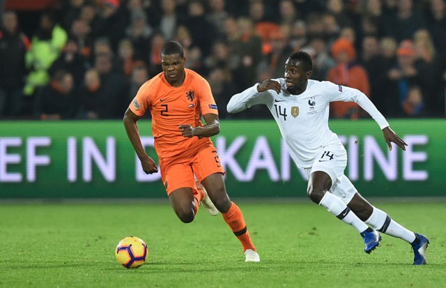 Xác nhận! Chán nản Wan-Bissaka, Man Utd tậu 'cơn lốc đường biên' với giá không ngờ - Bóng Đá