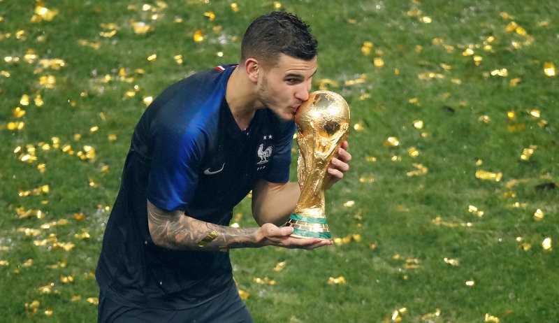 CHÍNH THỨC! Bayern Munich chiêu mộ Lucas Hernandez 80 triệu euro - Bóng Đá