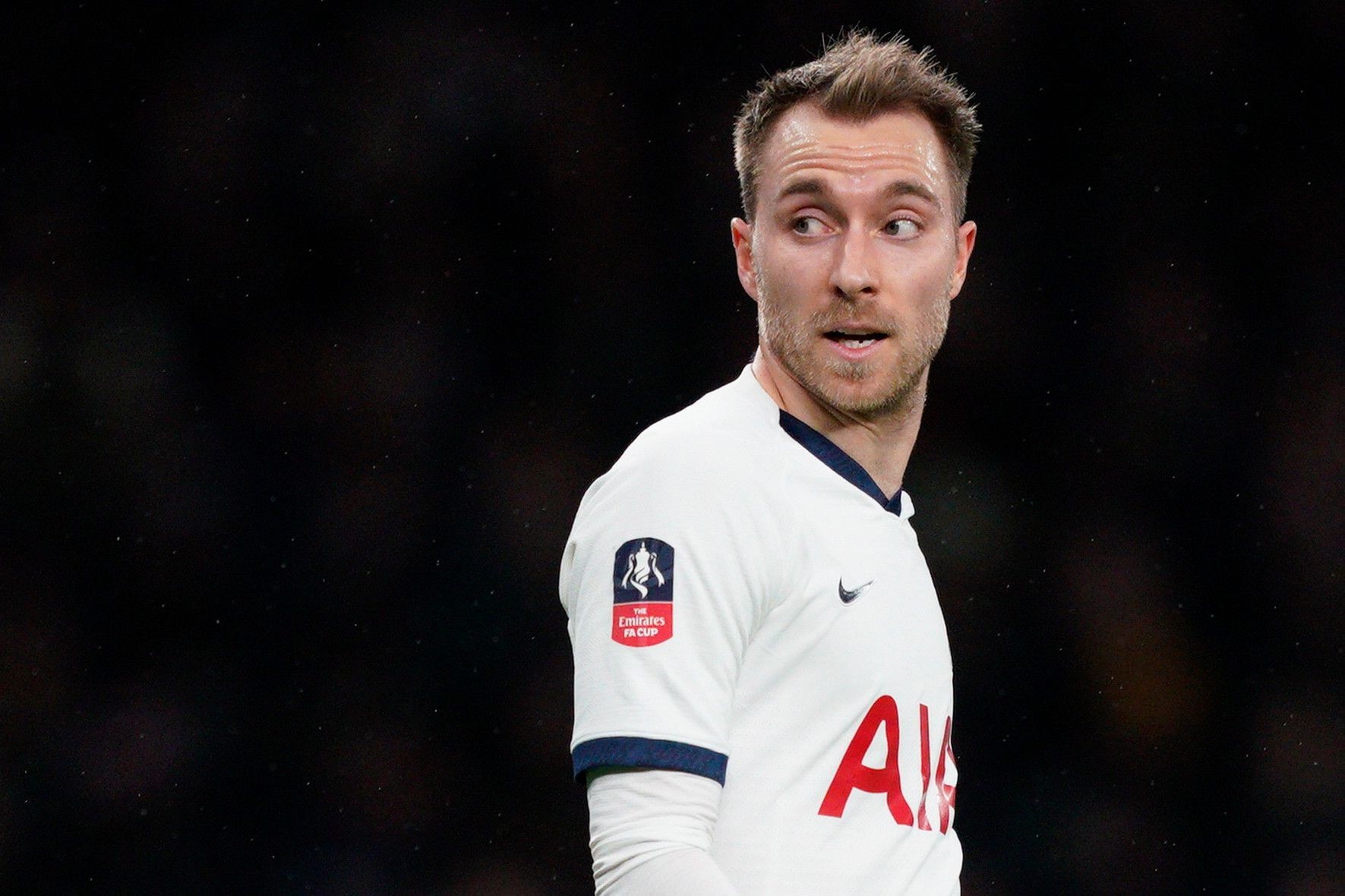 Vụ Fernandes nguy cơ bể, Man Utd liền lên kế hoạch B - Bóng Đá