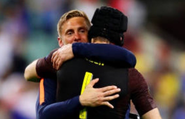 Cahill + Green ăn mừng vô địch không đá phút nào - Bóng Đá