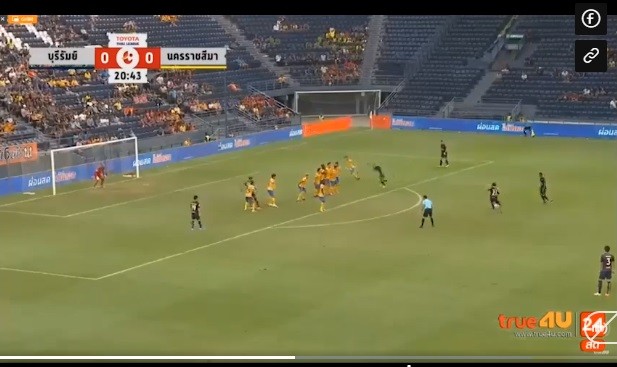 Xuân Trường lập siêu phẩm, Công Phượng vẫn 