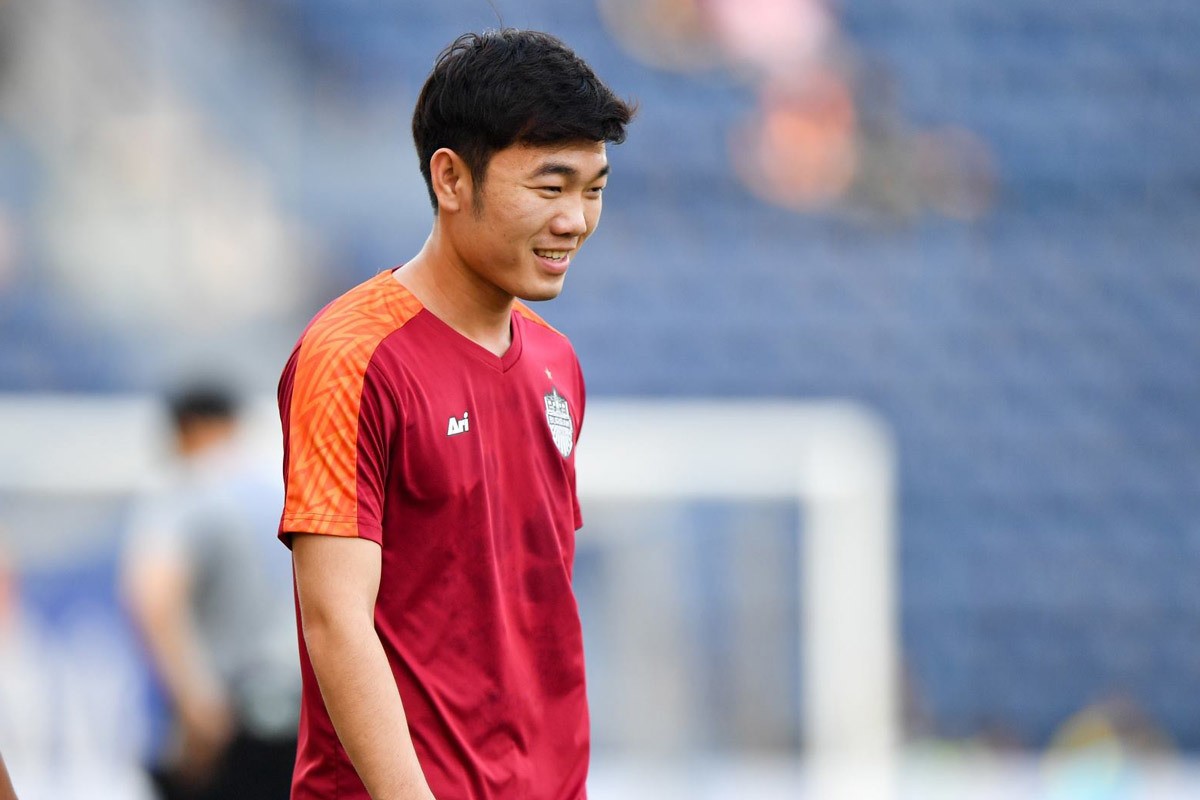 Xuân Trường dự bị 4 trận liên tiếp, CĐV Buriram nó sự thật phũ phàng - Bóng Đá