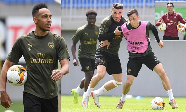 Vừa tới Baku, cầu thủ Arsenal đã lao vào tập luyện cật lực - Bóng Đá