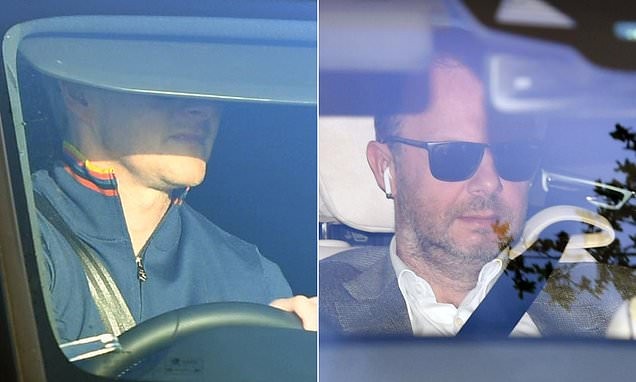 Man Utd đại loạn, Ed Woodward tới sân tập - Bóng Đá