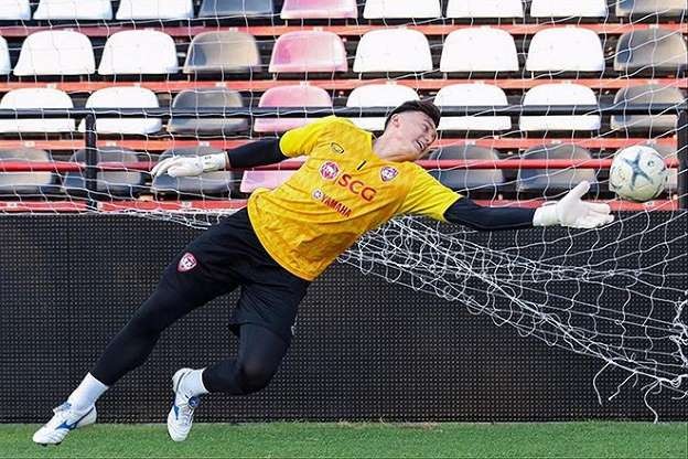 Đặng Văn Lâm chơi xuất sắc, Muangthong vẫn trắng tay trước Bangkok - Bóng Đá