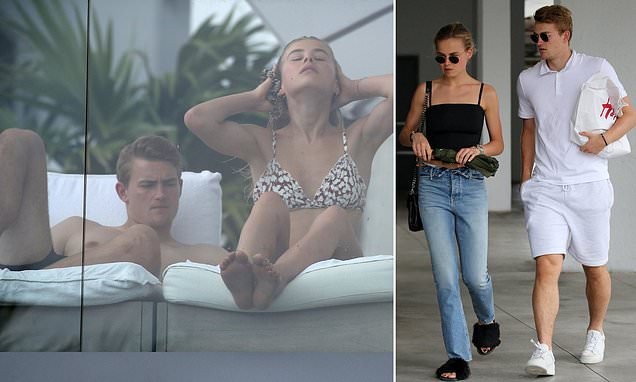 Matthijs de Ligt mulls over huge transfer decision on holiday with model girlfriend with PSG, Juventus and Barcelona chasing the most in-demand young star - Bóng Đá