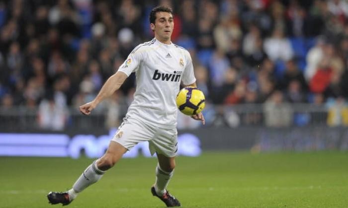 Đội hình Real Madrid khi Ronaldo ra mắt như thế nào? - Bóng Đá