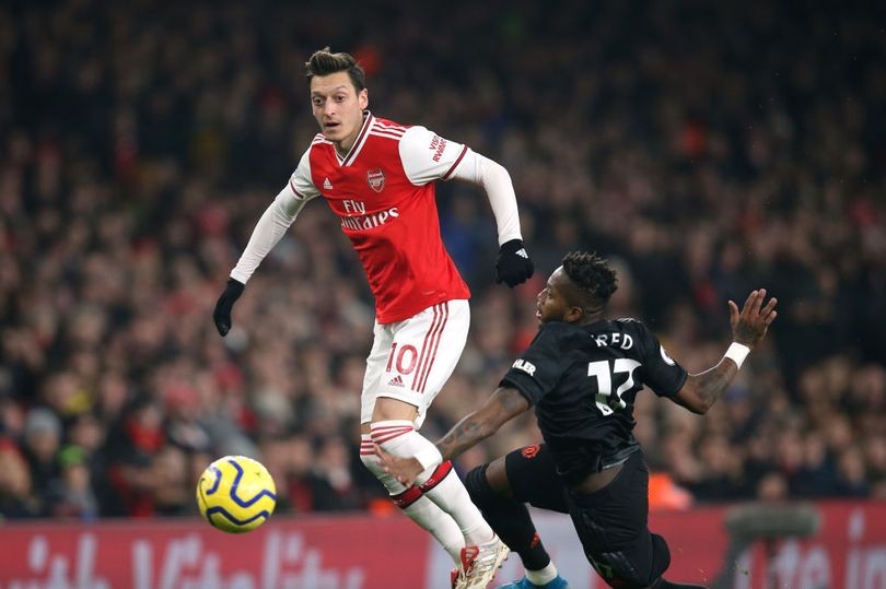 Mesut Ozil running stats for Arsenal against Man Utd put an end to lazy debate - Bóng Đá