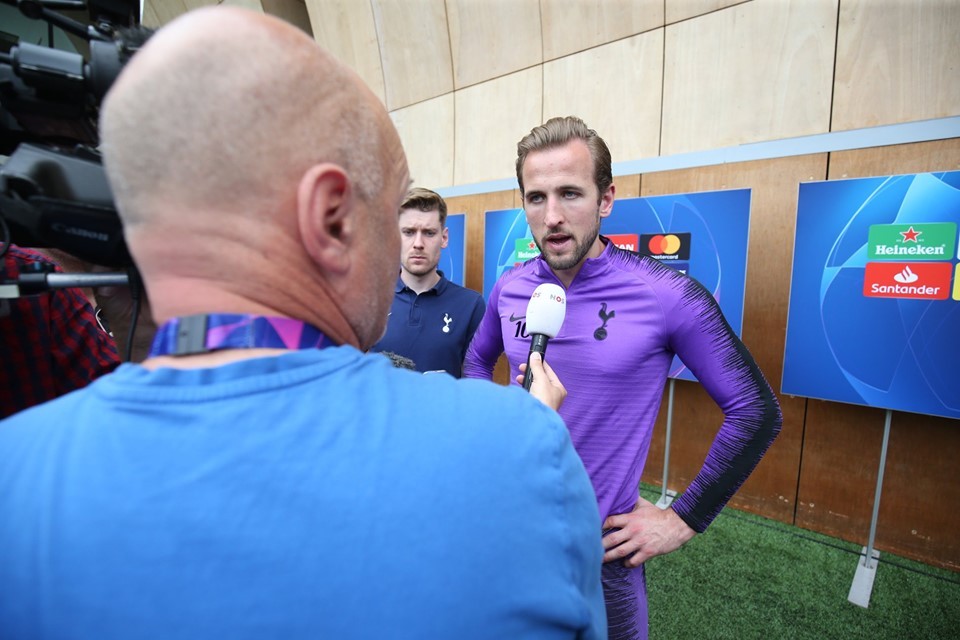 Tottenham - Bóng Đá