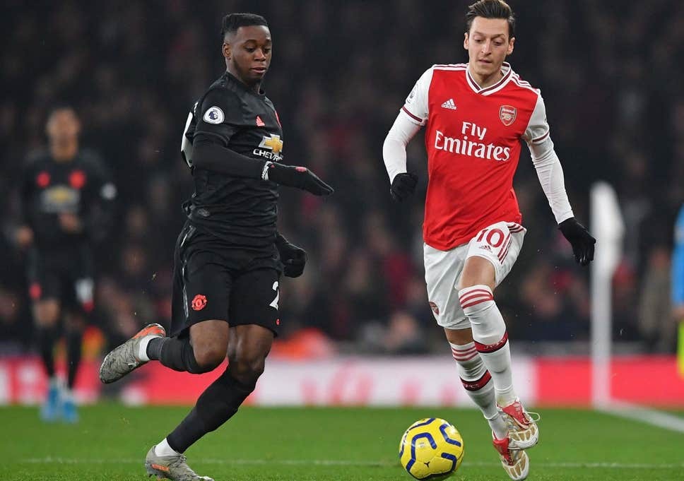 Mesut Ozil running stats for Arsenal against Man Utd put an end to lazy debate - Bóng Đá