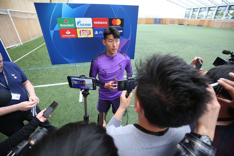 Tottenham - Bóng Đá