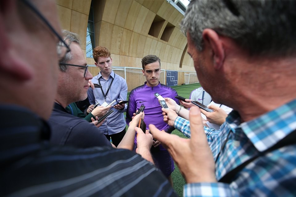 Tottenham - Bóng Đá