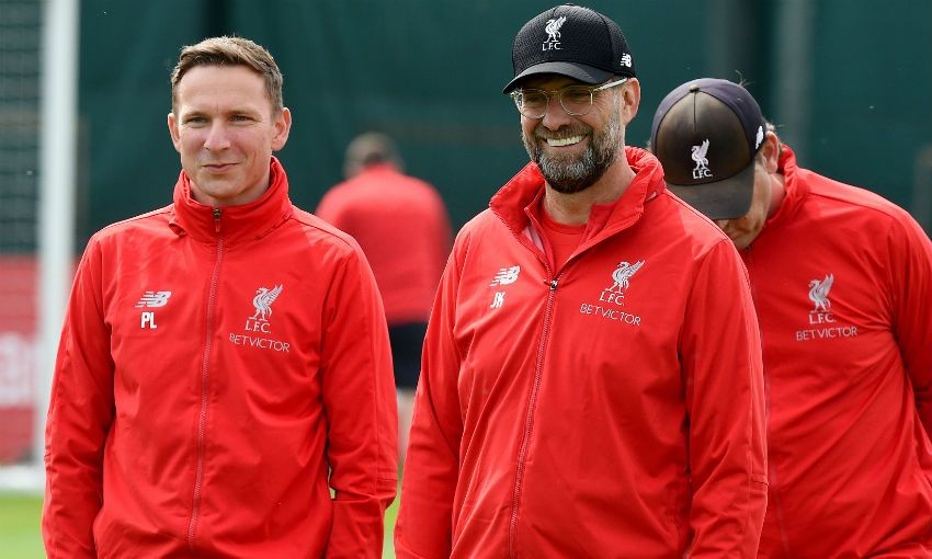 Liverpool tập - Bóng Đá