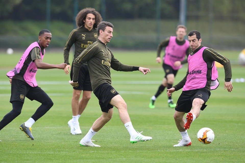 Arsenal tập - Bóng Đá