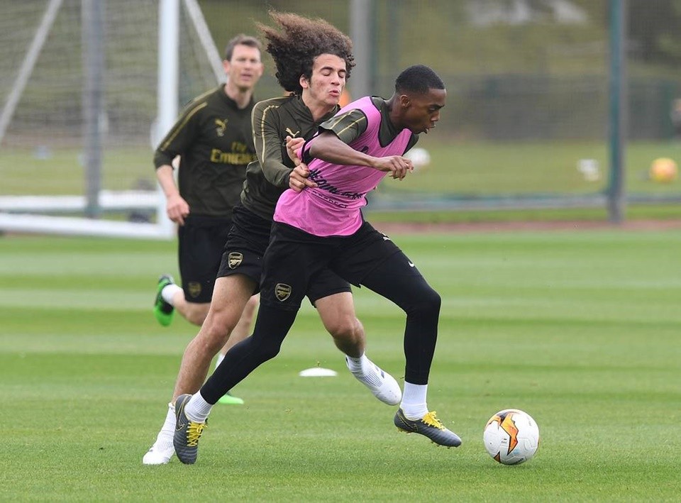 Arsenal tập - Bóng Đá