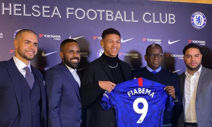 chelsea signs fiabema - Bóng Đá
