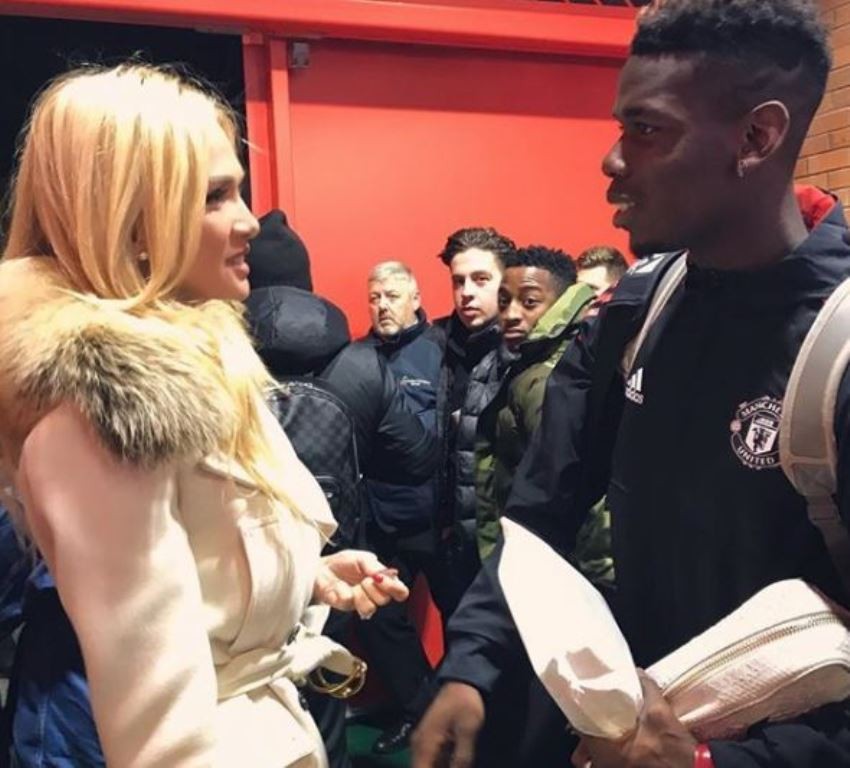 Rooney âm thầm đến Old Trafford, Pogba thân mật với hoa hậu Nga - Bóng Đá