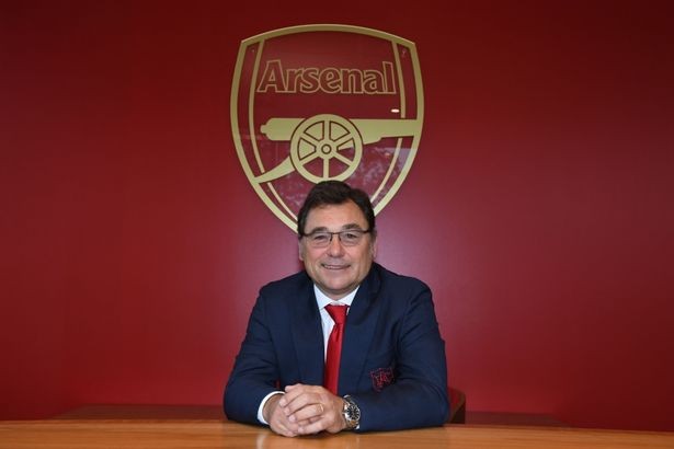Sanllehi bình luận về vụ lật kèo Ramsey - Bóng Đá