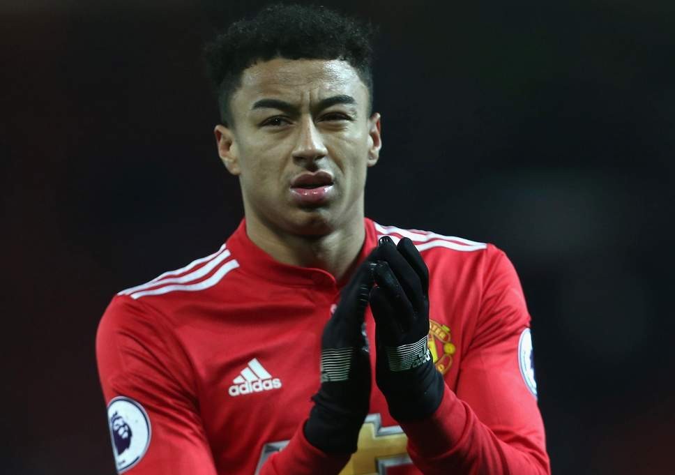 Ole Gunnar Solskjaer now knows the first name on his Manchester United teamsheet - Bóng Đá