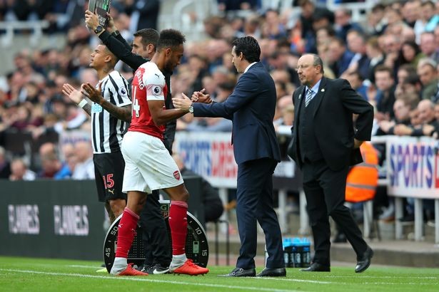 Emery làm được 2 điều Wenger làm chẳng được  - Bóng Đá