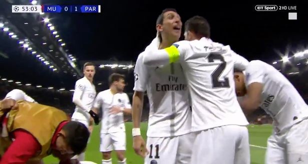 SỐC: Di Maria văng tục với khán giả Old Trafford - Bóng Đá