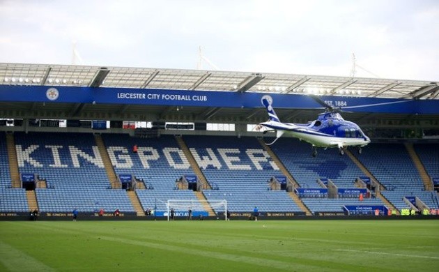Chấn động! Trực thăng chở chủ tịch Leicester bất ngờ bốc cháy - Bóng Đá