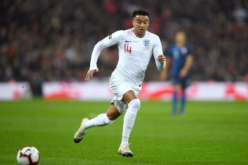 Fan Quỷ đỏ phát cuồng với Lingard - Bóng Đá