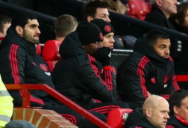Phản ứng của Pogba khi Mourinho tung McTominay vào sân - Bóng Đá