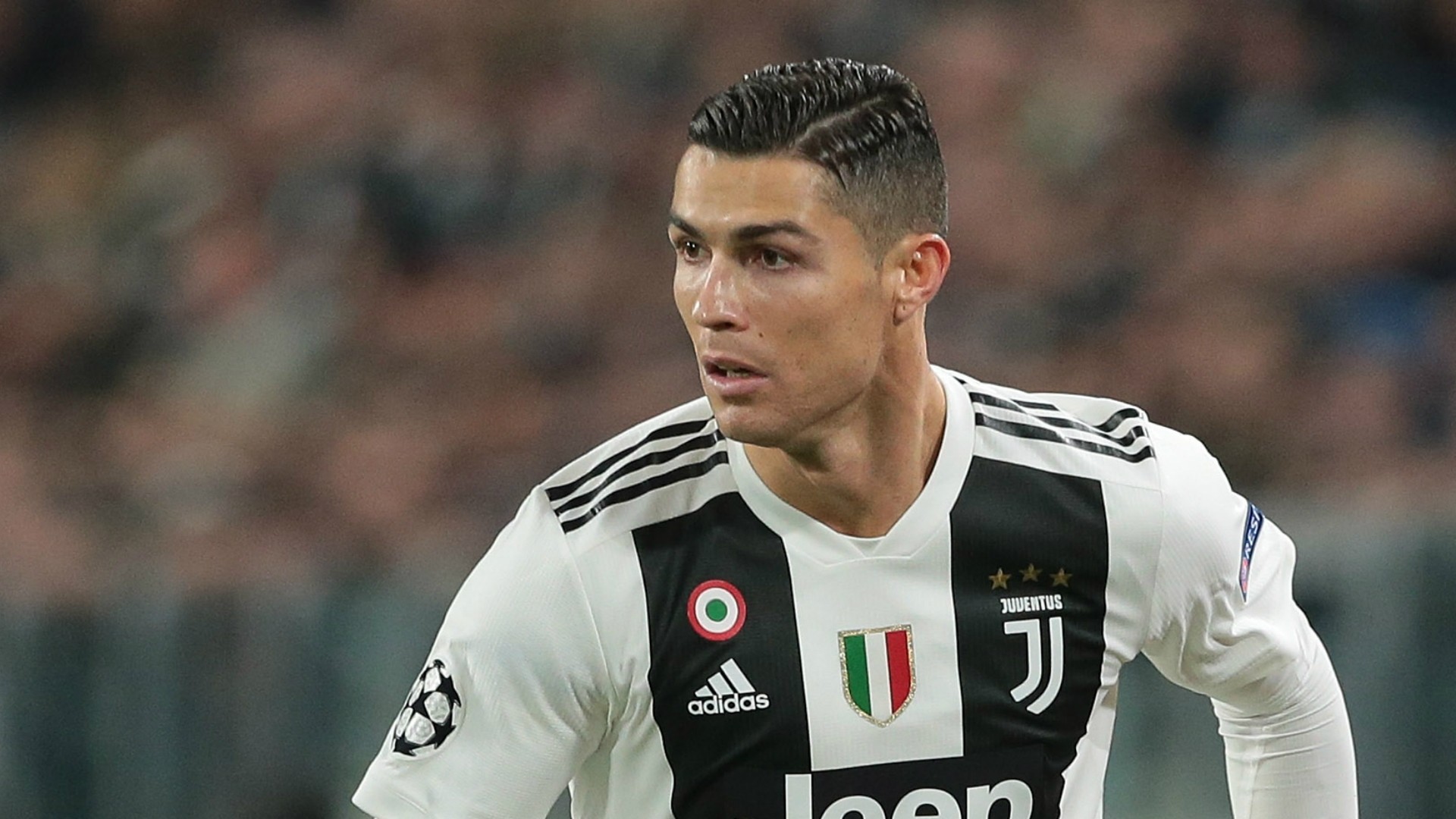 Bayern Munich president reveals why the club didn't sign Cristiano Ronaldo this summer - Bóng Đá