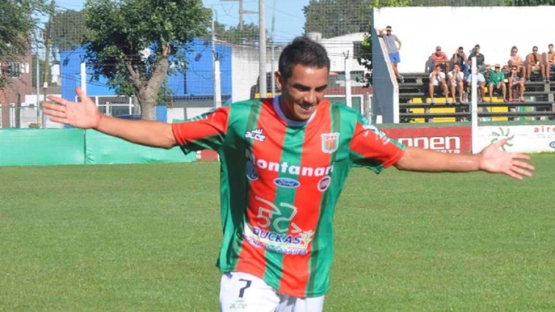 Man United nhắm cầu thủ vô danh thay Luke Shaw - Bóng Đá