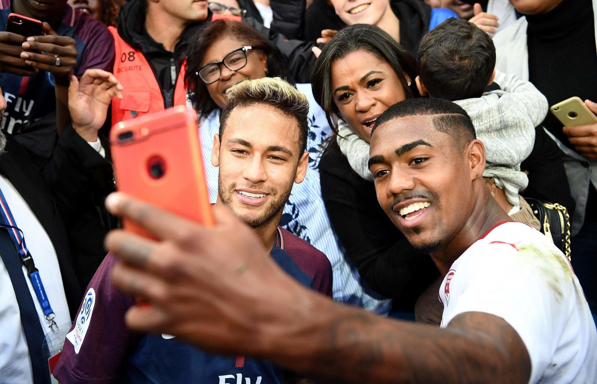 PSG – Neymar bá chủ Ligue 1: Là phúc, không phải họa - Bóng Đá