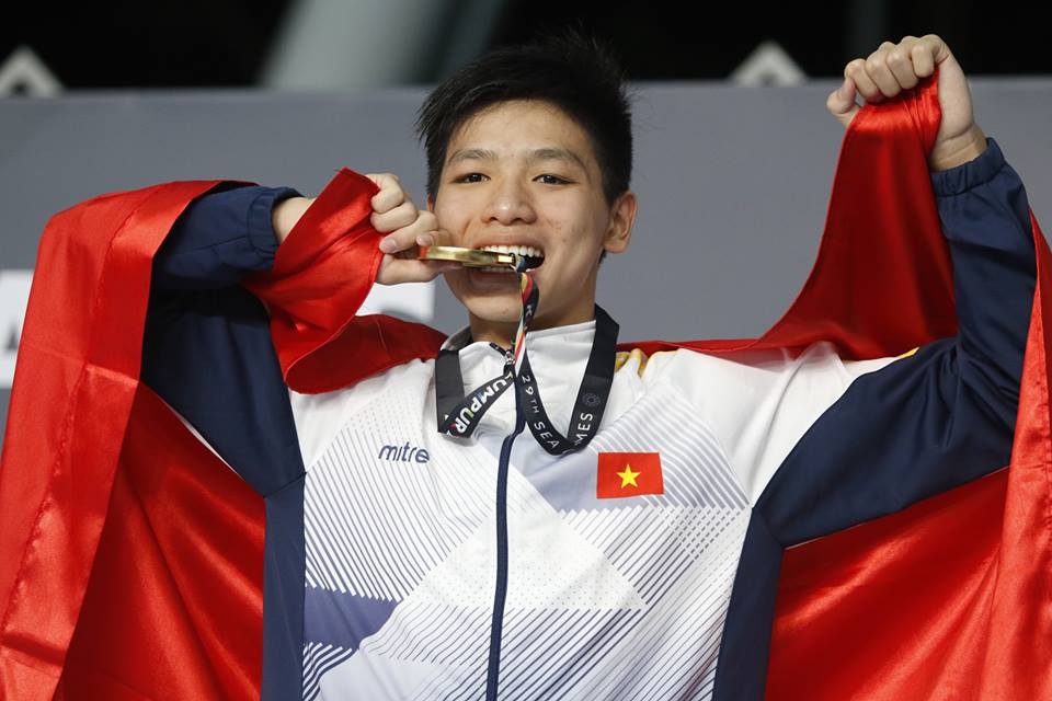 HLV Đặng Anh Tuấn nói gì về kỷ lục SEA Games của kình ngư trẻ Kim Sơn - Bóng Đá